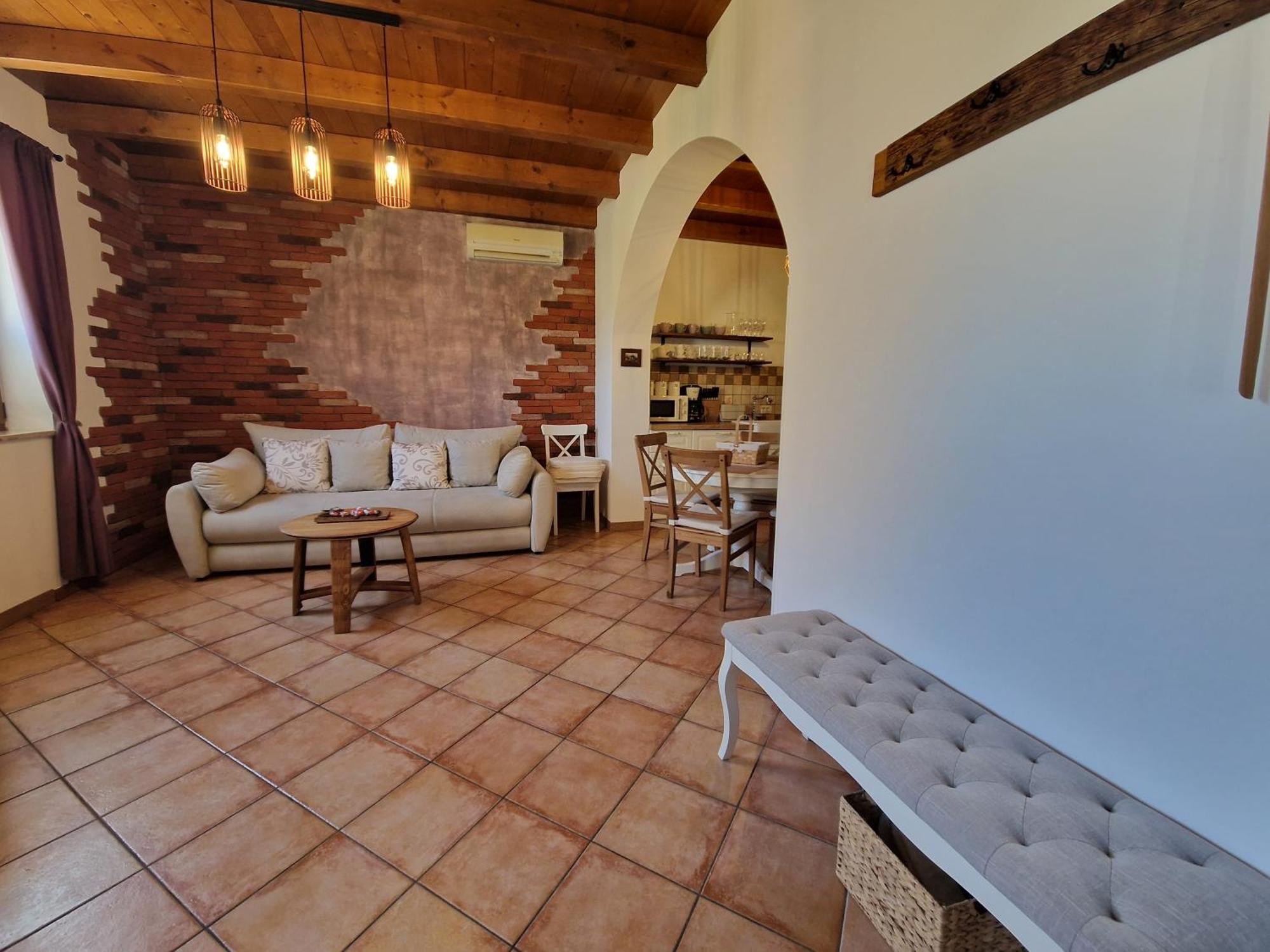 Wine&Apartment VINALES Koper Extérieur photo